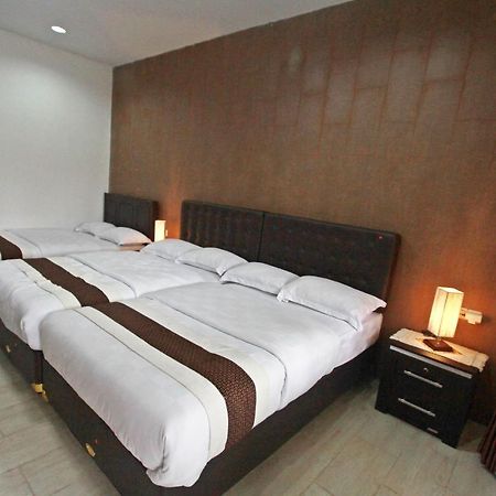 Hotel Beone House Jogja Kalasan Esterno foto