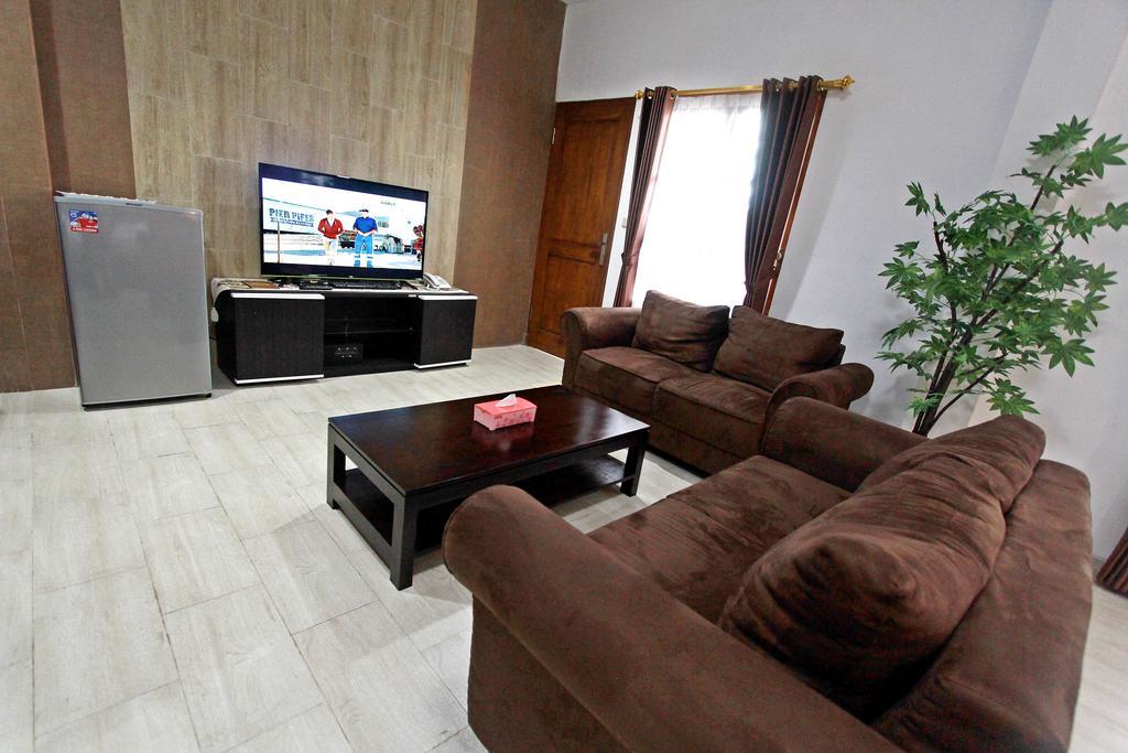Hotel Beone House Jogja Kalasan Esterno foto
